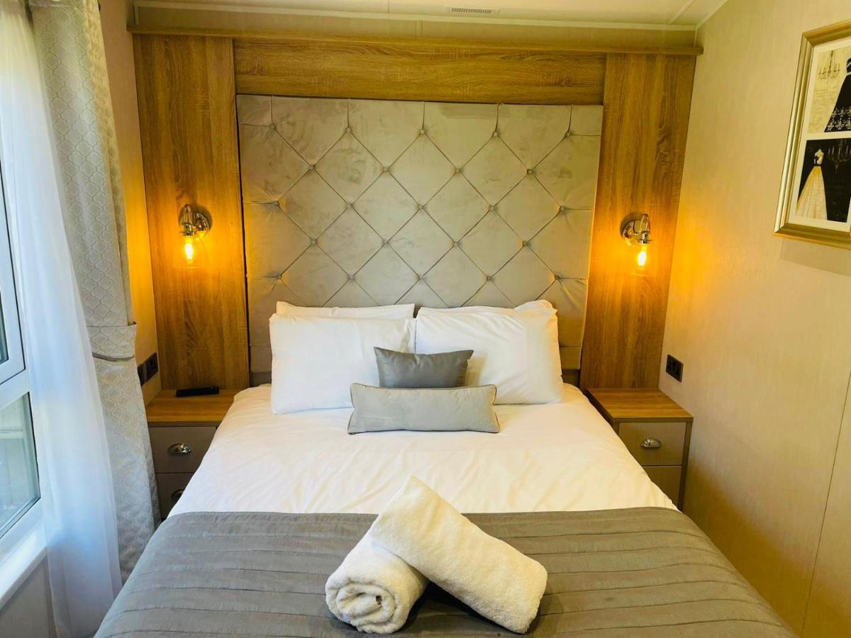 Brians Lodge With Hot Tub Pocklington Ngoại thất bức ảnh